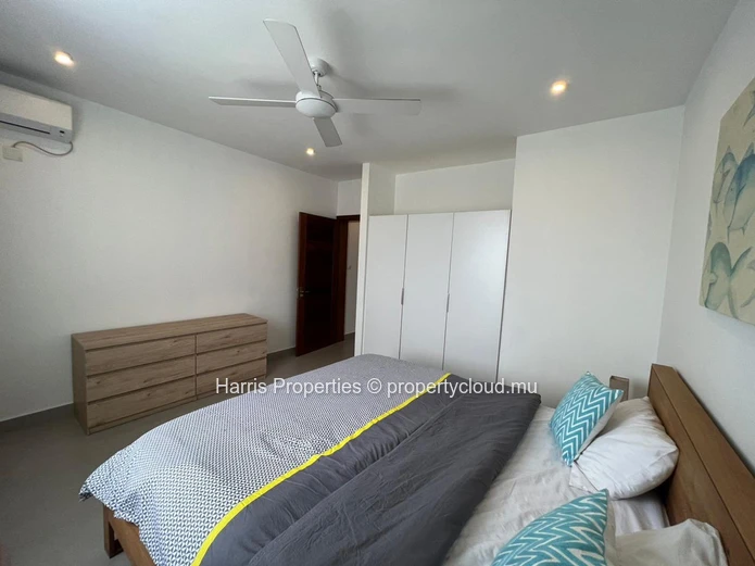 Charming second-floor apartment for sale in Pereybere