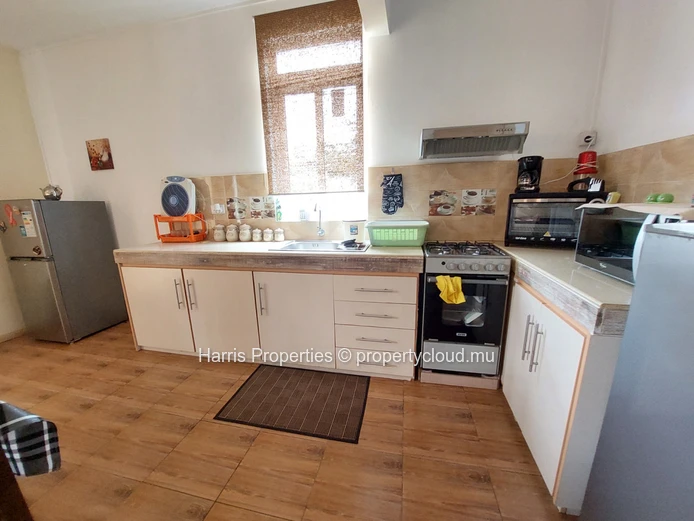 First floor furnished apartment for rent in Vale 