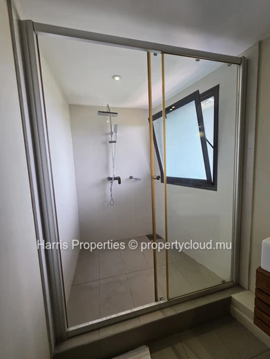 Charmant duplex d'une chambre à vendre à Trou aux Biches