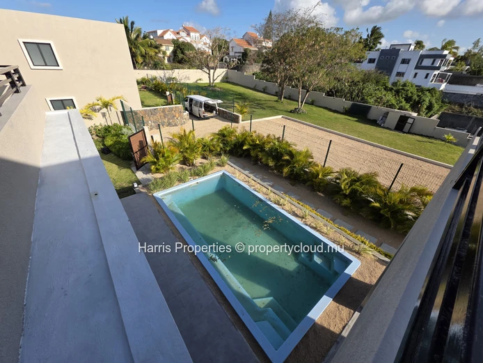 Individual villa for rent in the prestigious area of Calodyne
