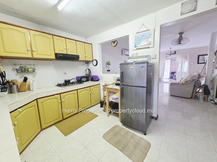 Magnifique duplex à vendre– Pereybere