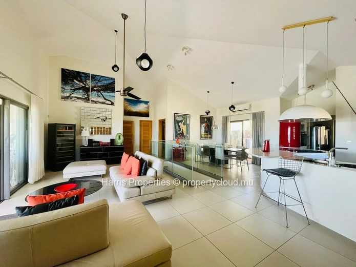 RES villa for sale in La Tourelle du Tamarin 