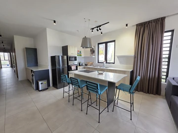 3 Bedroom Apartment