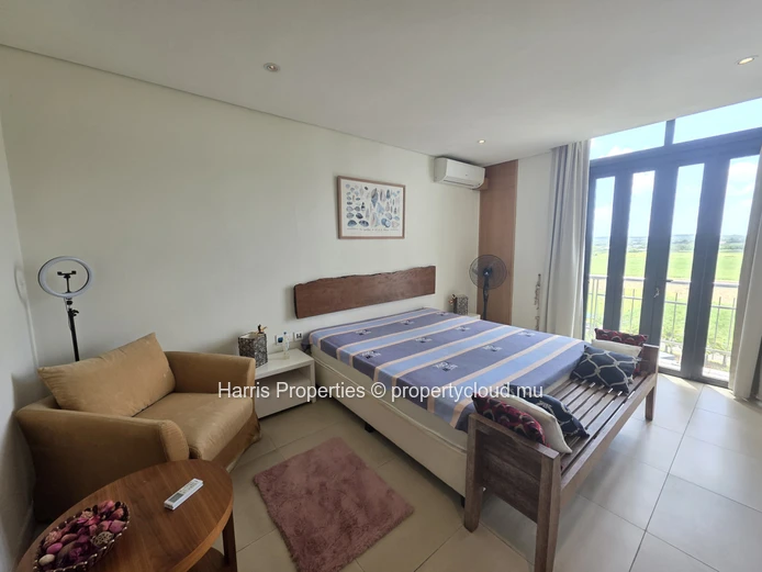 Magnifique duplex à vendre dans le prestigieux centre commercial La Croisette