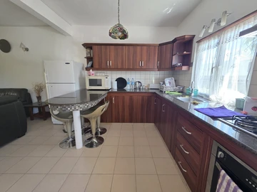 2 Bedroom Townhouse, Duplex