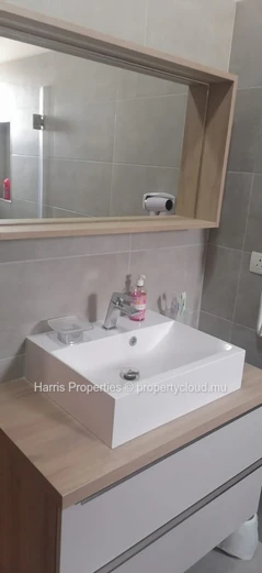 Bel appartement PDS au 7ème étage à vendre à Phoenix