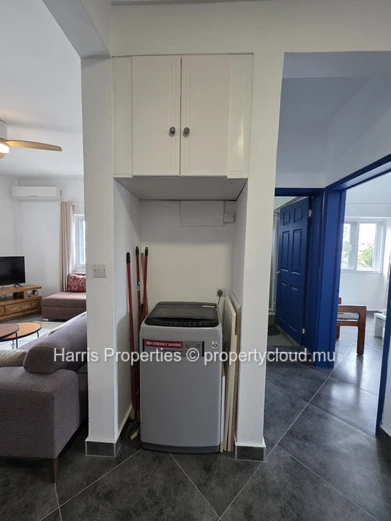 Modern first floor apartment for rent in Pereybere