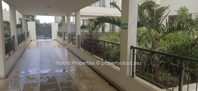 Bel appartement PDS au 7ème étage à vendre à Phoenix