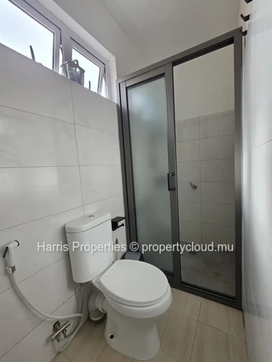 Beautiful furnished first floor apartment available for rent in Pereybere
