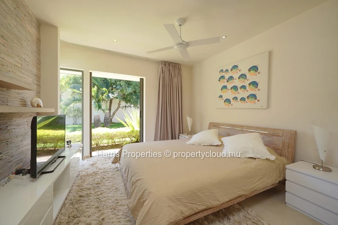 Exquisite RES villa for sale in a secure residential complex in the heart of Grand Baie