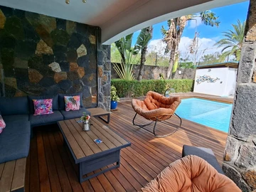 6 Bedroom Villa