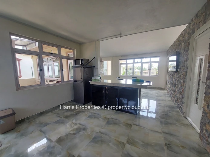 Beautiful 2nd floor apartment for rent in Trou aux Biches 