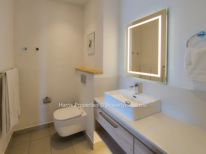 Elegant Ground Floor Apartment for Rent in Grand Gaube