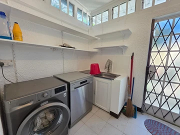 3 Bedroom Townhouse, Duplex