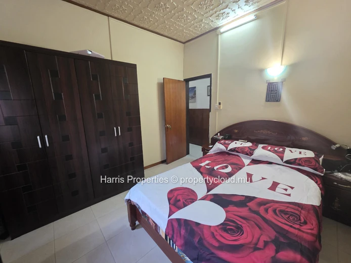 Bel appartement au rez-de-chaussée à louer à Bain Bœuf