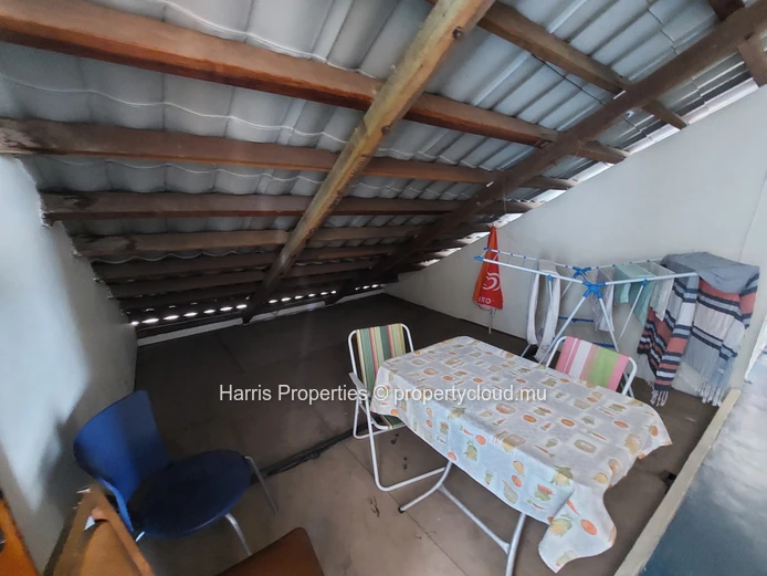 3 bedroom apartment for rent on the second floor in Cap Malheureux