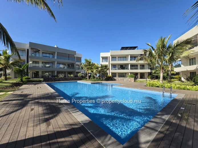 High standard G+2 apartment project with sea view located in Pointe aux Canonniers