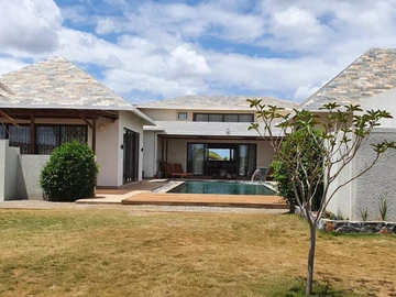 4 Bedroom Villa