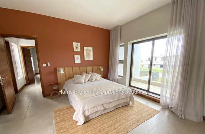 Exquisite high end villa for sale in Pereybere