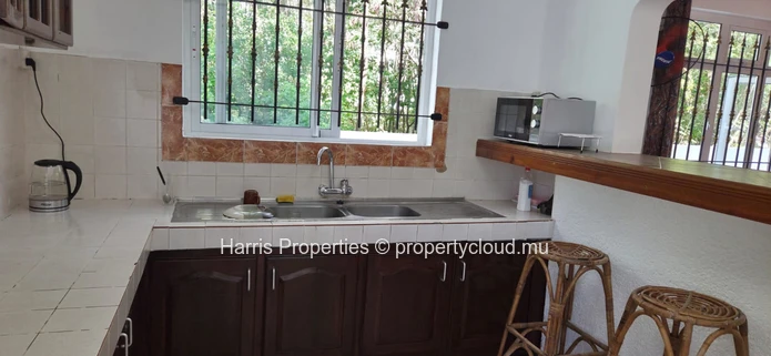 Beautiful Fully Renovated 3-Bedroom House for Rent – Péreybère
