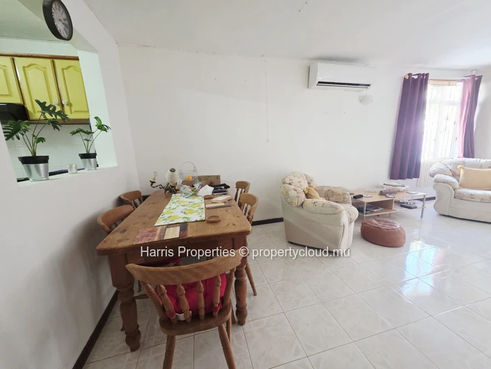Magnifique duplex à vendre– Pereybere