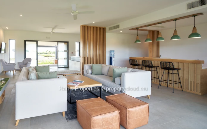 Magnificent luxury first floor apartment for rent in St Antoine