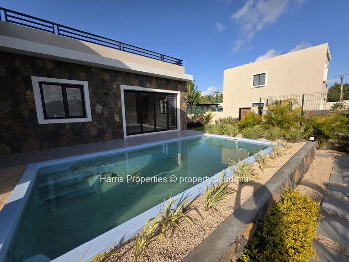 Individual villa for rent in the prestigious area of Calodyne