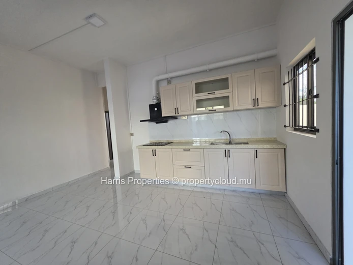 Duplex individuel neuf à vendre à Grand Baie