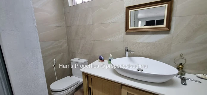 Beautiful First-Floor Apartment for Rent – Trou aux Biches