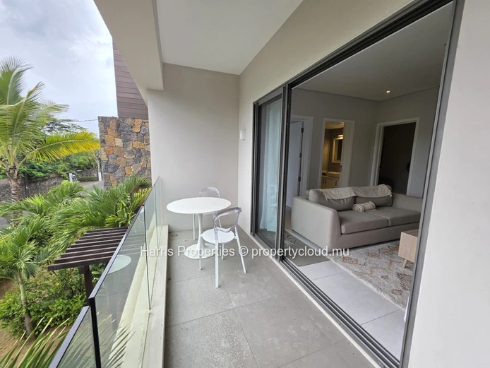Fully furnished and equipped G+2 modern apartment for sale in Pereybere
