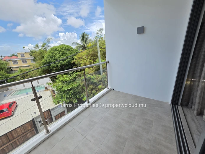 Appartement luxueux et superbement aménagé à vendre à Pereybere