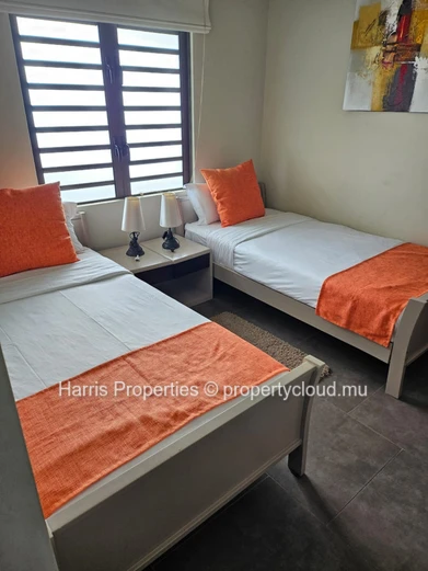 High-end RES penthouse for sale in a secure residential complex in Grand Baie 