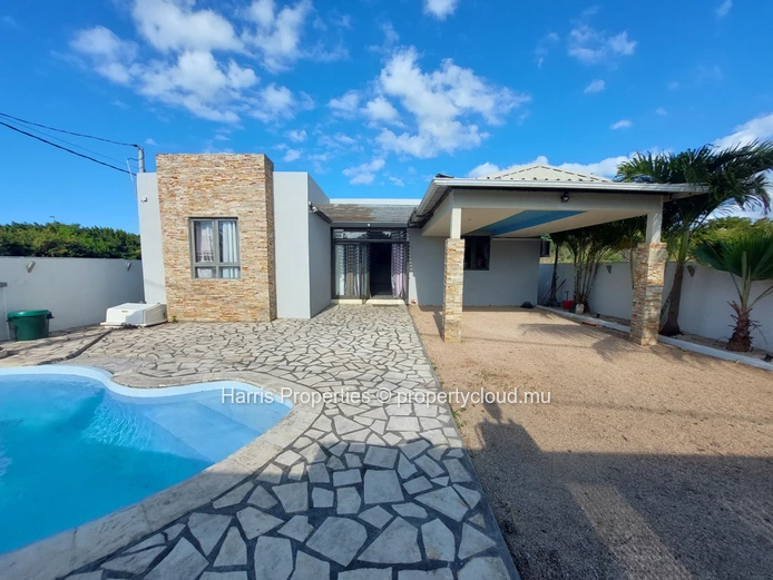 Stunning house for sale in Calodyne 