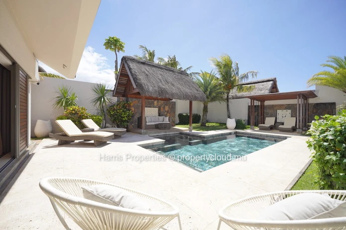 Exquisite RES villa for sale in a secure residential complex in the heart of Grand Baie