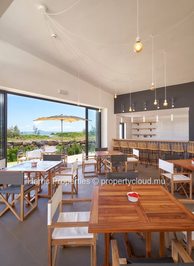 Magnificent luxury first floor apartment for rent in St Antoine