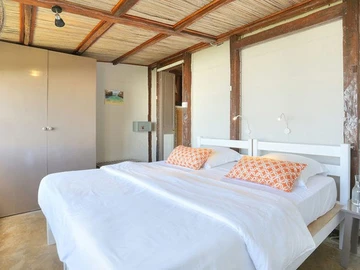 11 Bedroom Stock in Trade