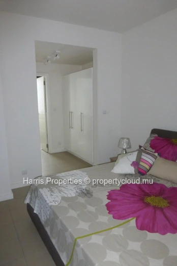 Stunning Duplex for Rent in Azuri, Haute Rive<br/>