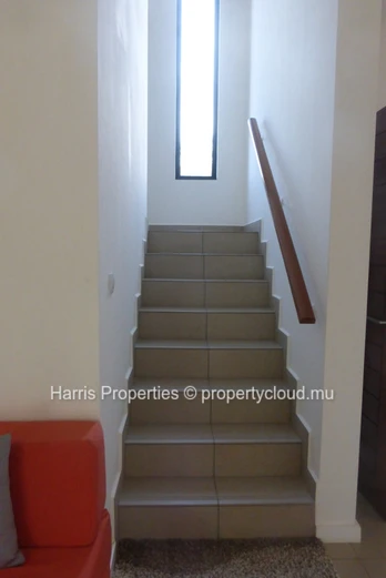 Stunning Duplex for Rent in Azuri, Haute Rive<br/>