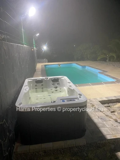 Single-storey villa for rent in Trou aux Biches (Sole Mandate)
