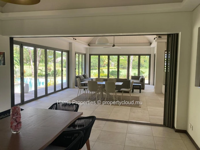 Villa For Sale – Beau Champ, In The Heart Of The Golf Course