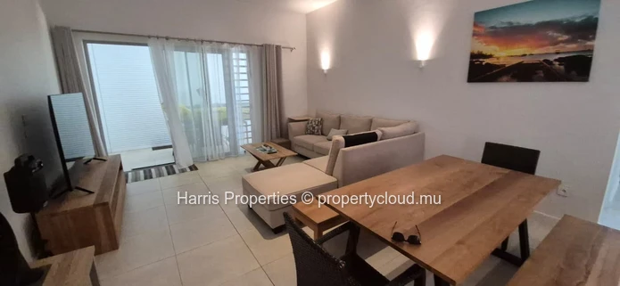 Splendid beachfront apartment for rent in Grand Gaube 