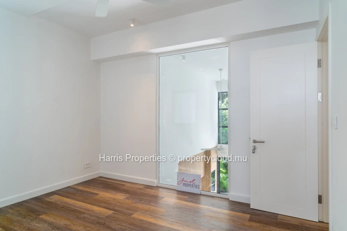 Prestigieux appartement de 3 chambres dans la résidence Marine, Pointe aux Canonniers