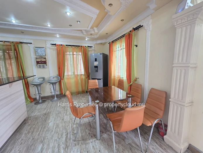 Spacious Individual House for Rent in Pereybere