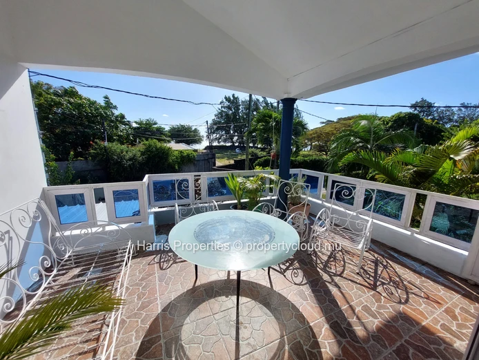Beautiful apartment for rent in Pointe aux Canonniers<br/><br/>
