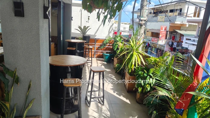 Fonds commercial d'un café bien établi à vendre à Goodlands