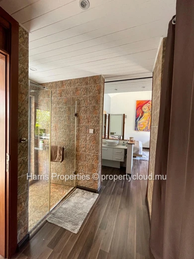 Luxury RES villa for sale in Cap Malheureux