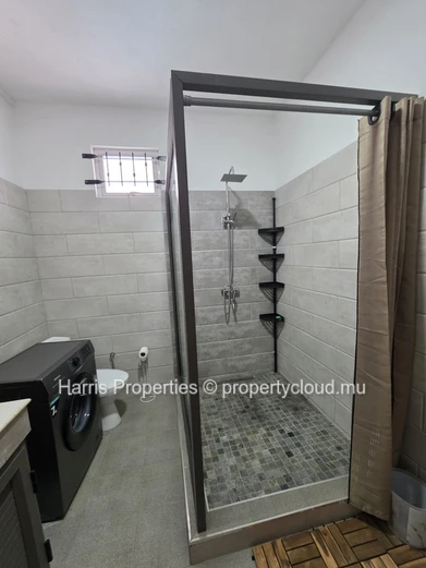 Magnificent Ground Floor Apartment for Rent in a Secure Residence, Pereybere