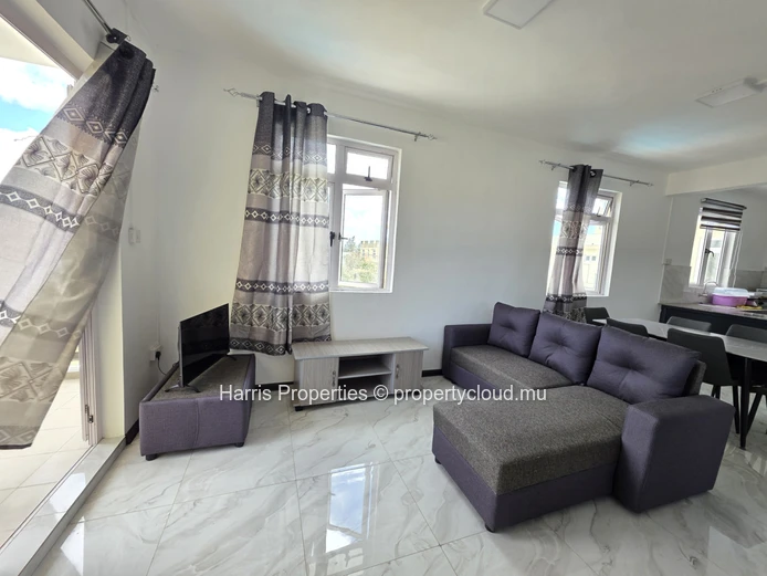 Elegant 3-Bedroom Apartment for Rent in Pereybère