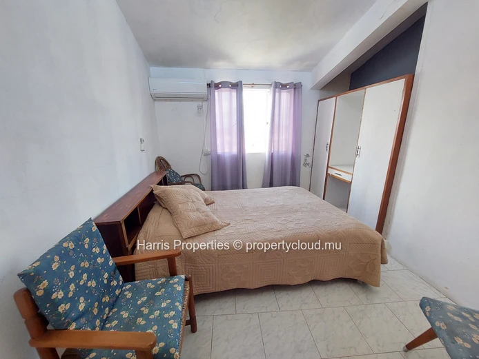 3 bedroom apartment for rent on the second floor in Cap Malheureux