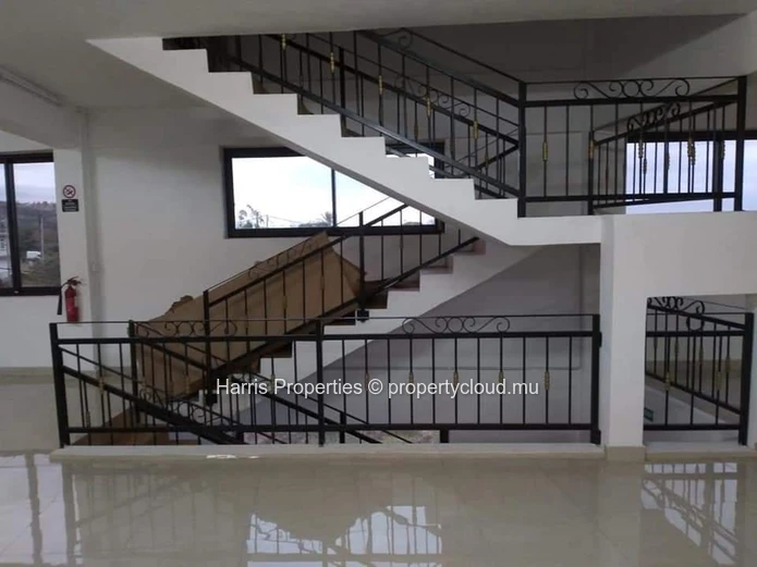 Commercial space for rent in Khoyratty